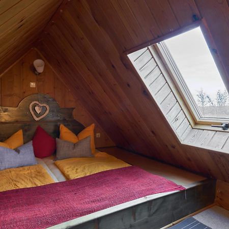 Landhotel Brauner Hirsch 캄머포르스트 객실 사진